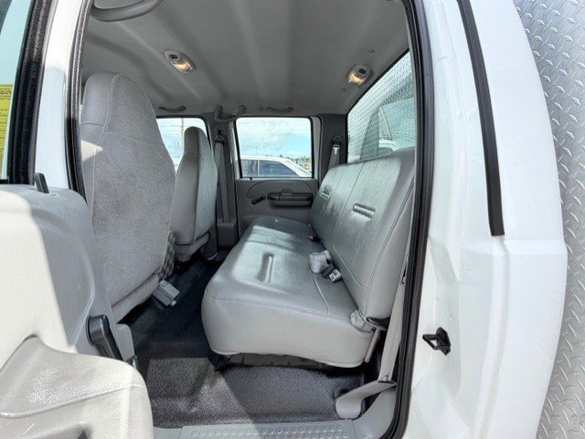 2002 Ford F-550 Super Duty