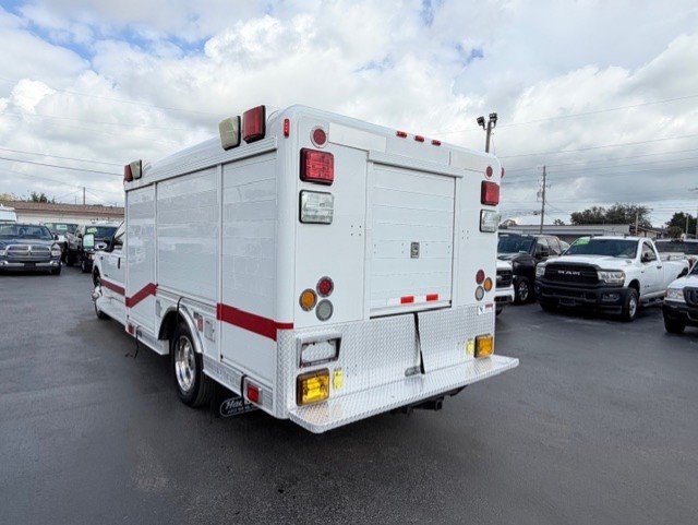 2002 Ford F-550 Super Duty