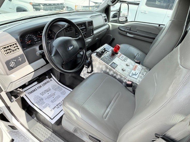 2002 Ford F-550 Super Duty