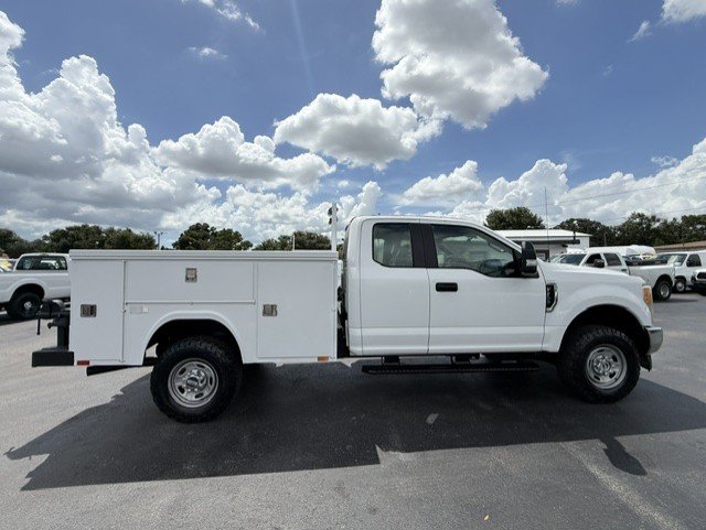 2017 Ford F-250 - $23,888