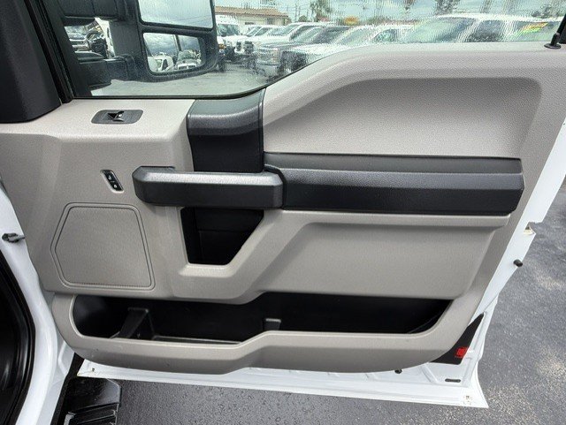 2017 Ford F-250 - $23,888