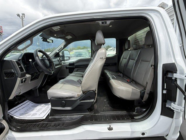 2017 Ford F-250 - $23,888