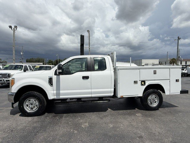 2017 Ford F-250 - $23,888