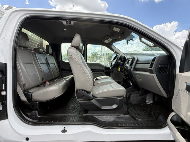 2017 Ford F-250 - $23,888