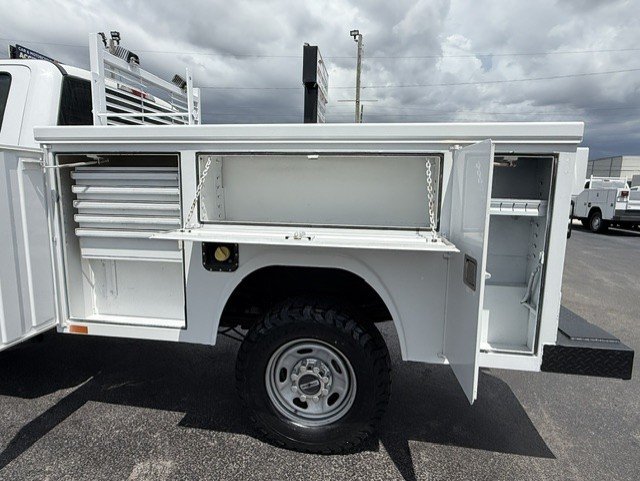 2017 Ford F-250 - $23,888