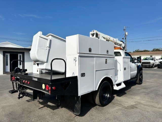 2008 Ford F-550 - $24,888