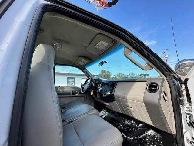 2008 Ford F-550 - $24,888