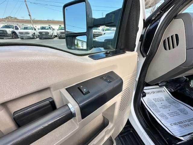 2008 Ford F-550 - $24,888