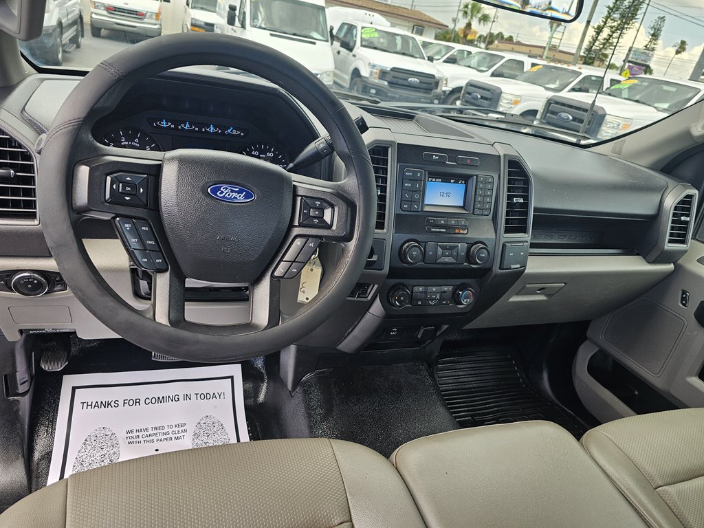 2022 Ford F-250 - $26,888