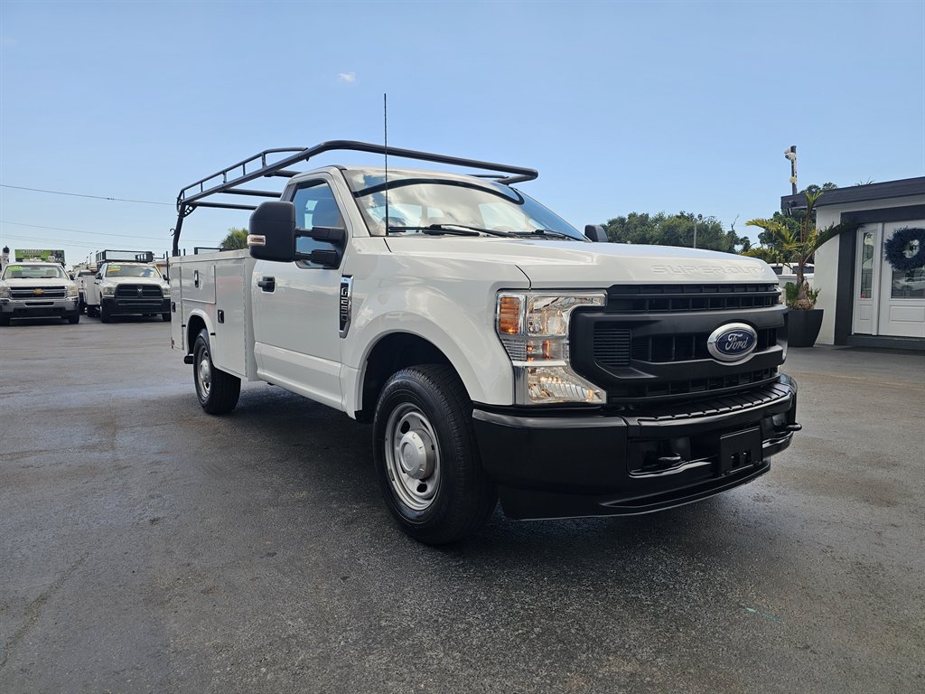 2022 Ford F-250 - $26,888