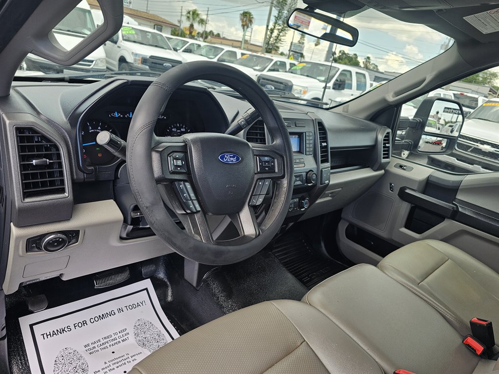 2022 Ford F-250 - $26,888