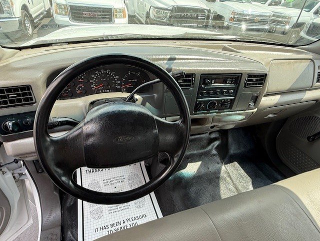 1999 Ford F450 XL photo