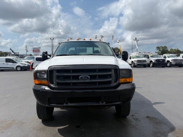 1999 Ford F450 XL photo