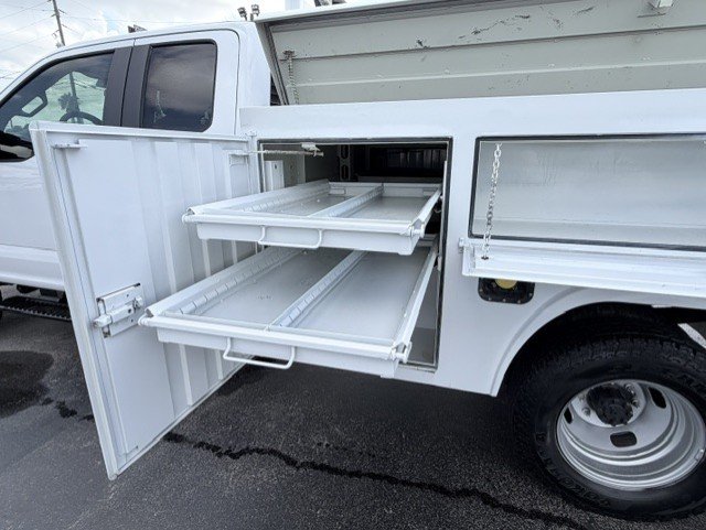 2019 Ford F350 - $23,888