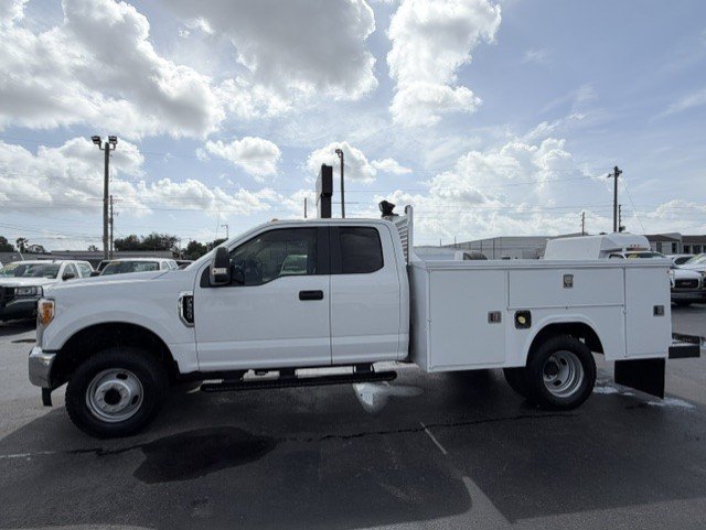 2019 Ford F350 - $23,888