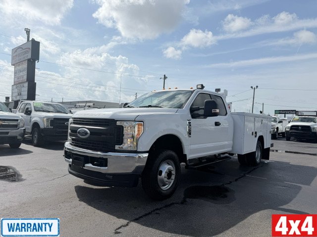 2019 Ford F350 - $23,888