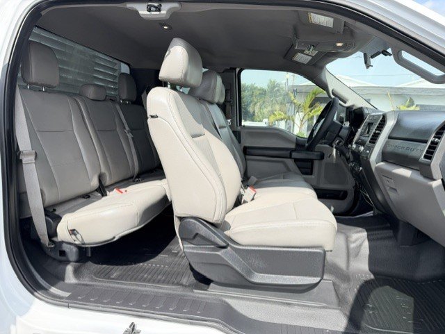 2019 Ford F350 - $23,888