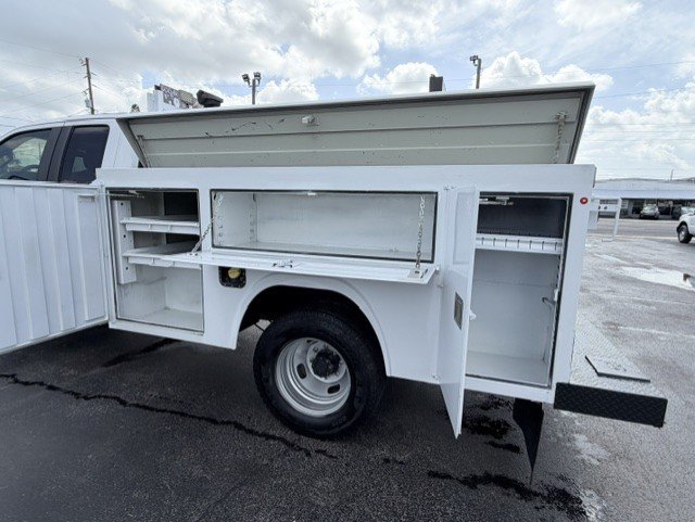 2019 Ford F350 - $23,888