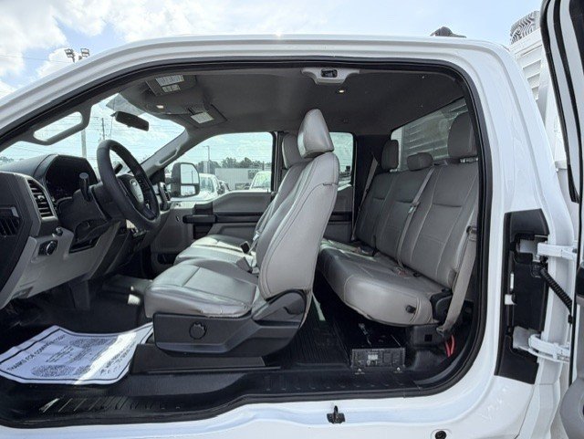 2019 Ford F350 - $23,888