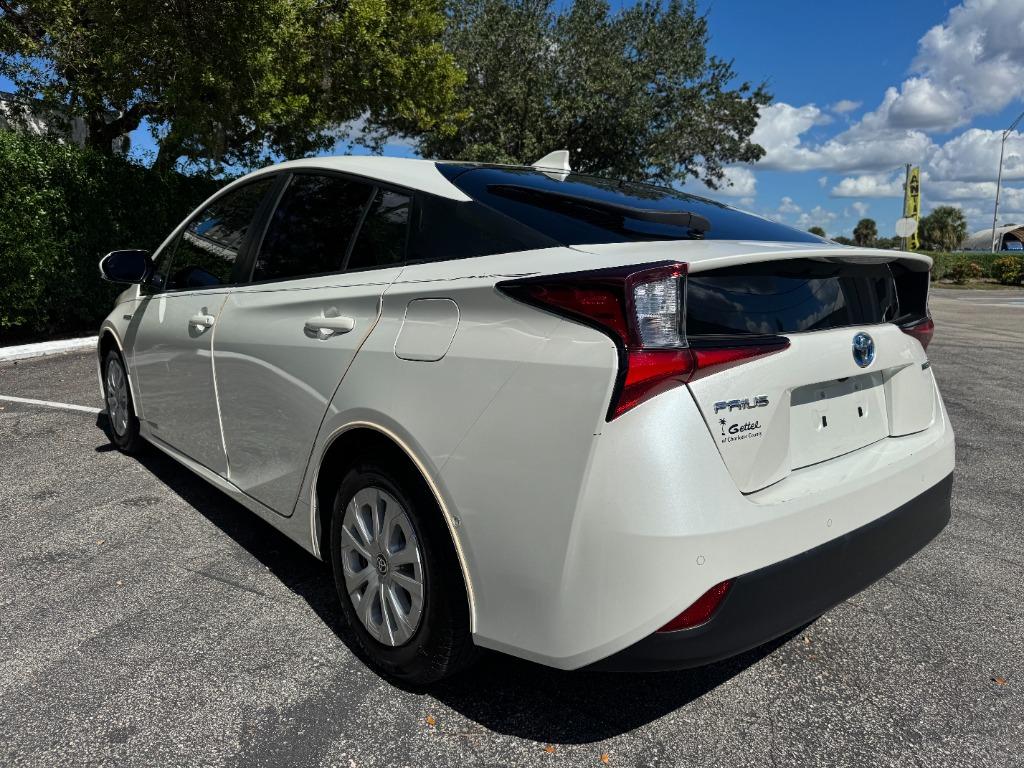 2019 Toyota Prius - $15,999