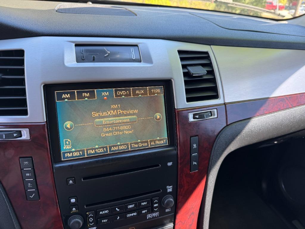 2008 Cadillac Escalade photo