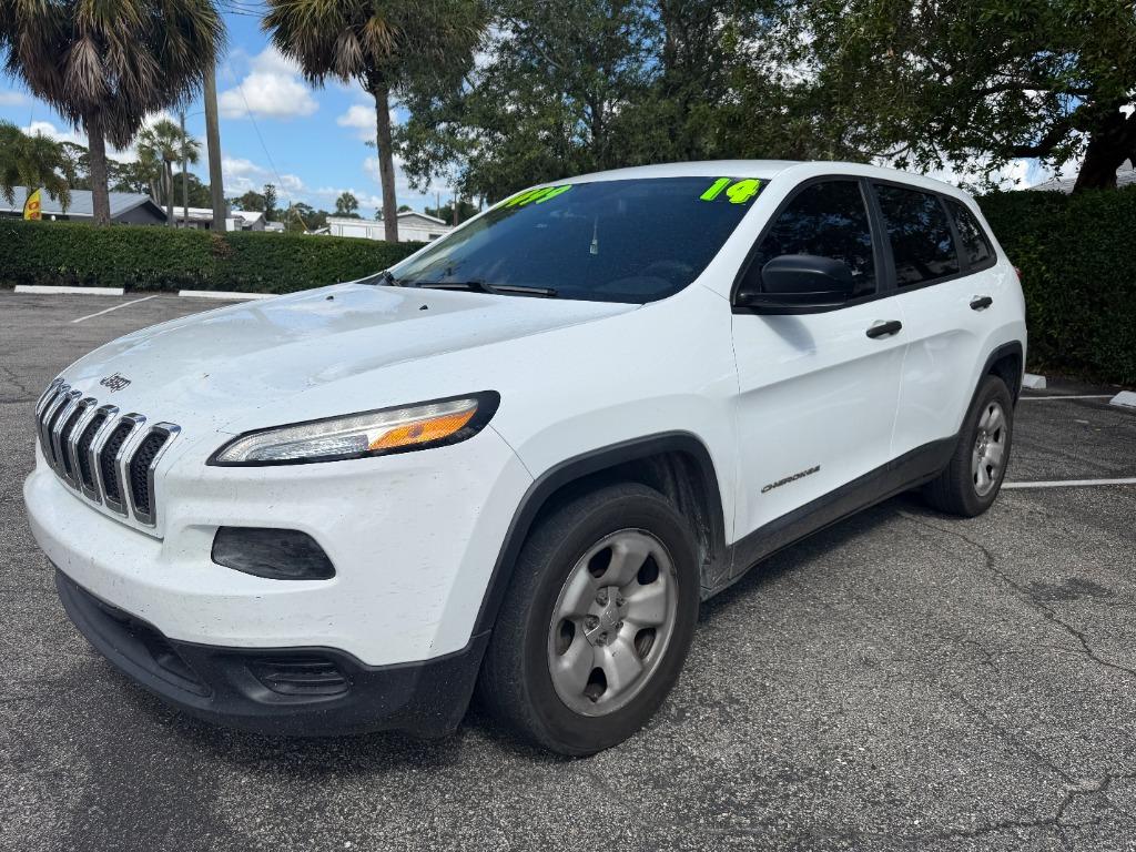2014 Jeep Cherokee - $4,599
