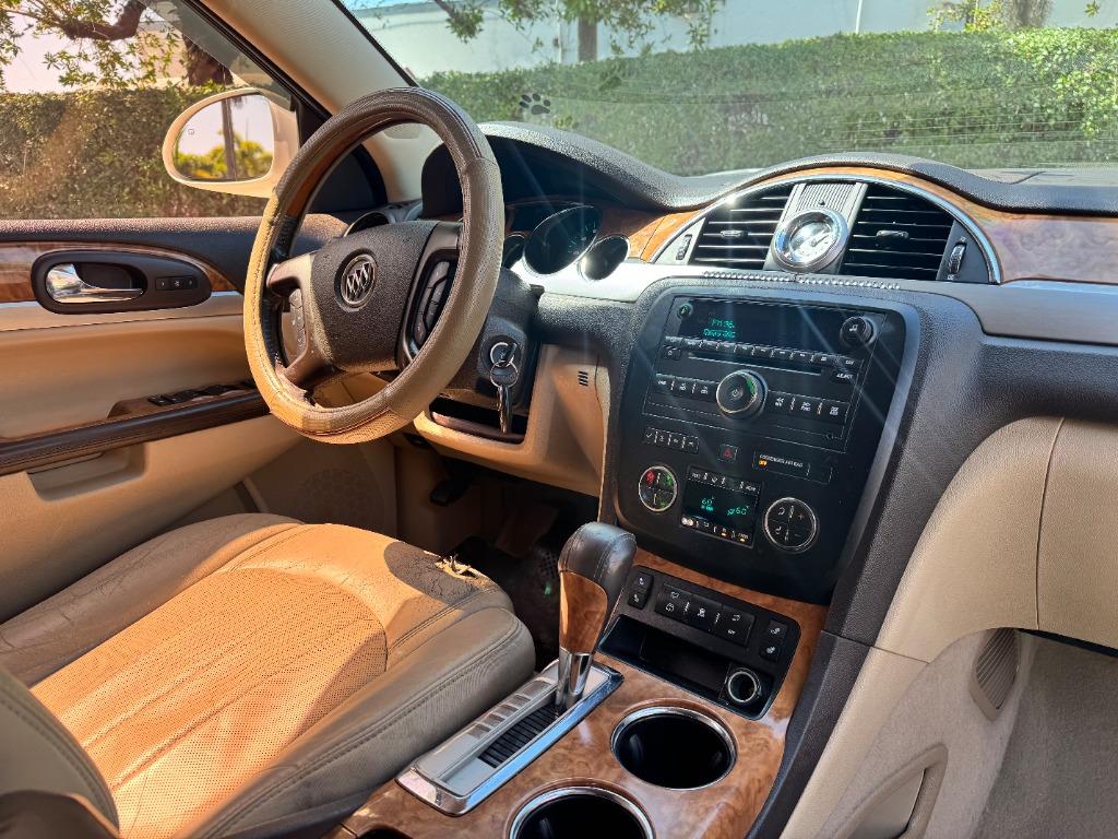 2010 Buick Enclave CXL photo