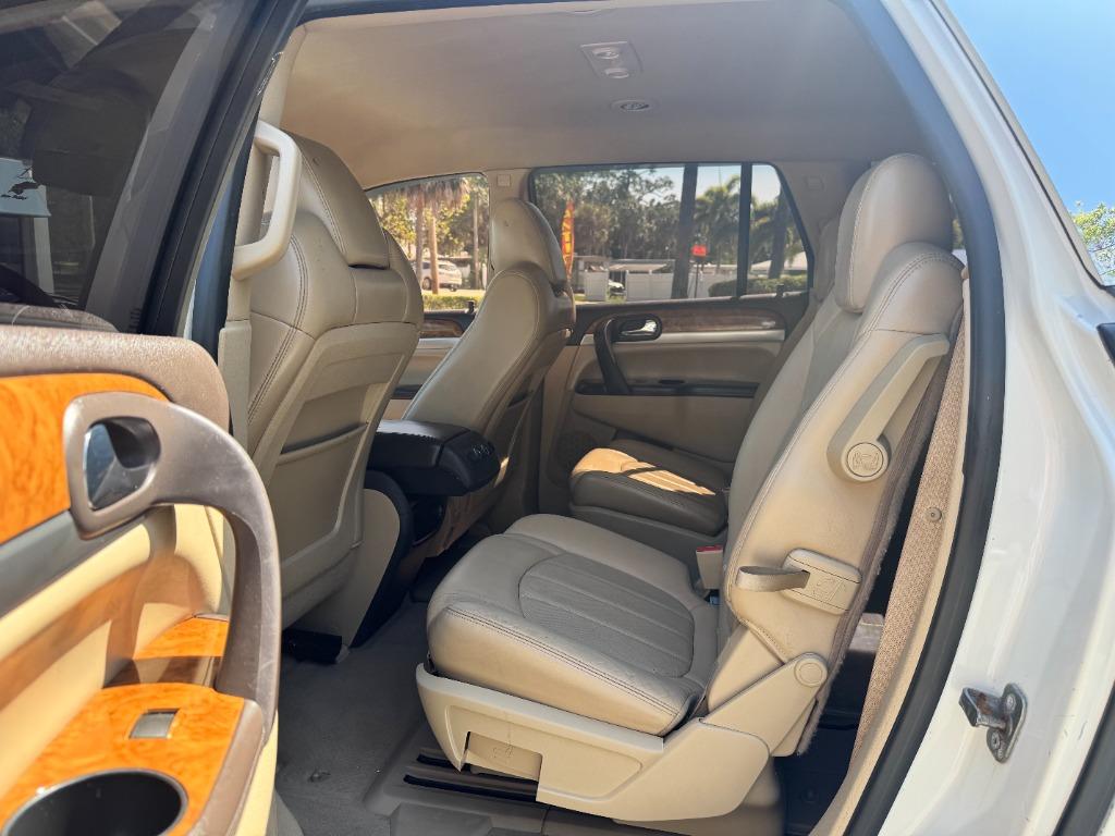 2010 Buick Enclave CXL photo