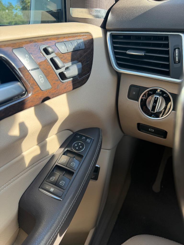 2014 Mercedes-Benz Ml-class - $9,999
