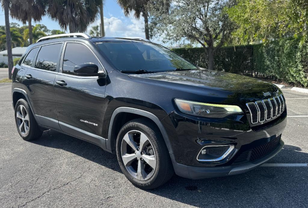 2019 Jeep Cherokee - $14,999