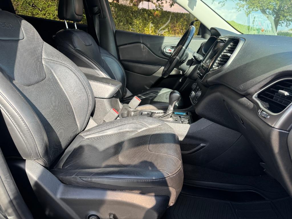 2019 Jeep Cherokee - $14,999