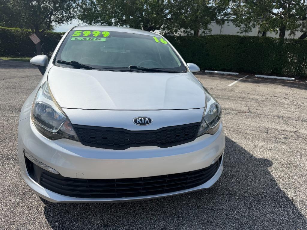 2016 Kia Rio - $5,999