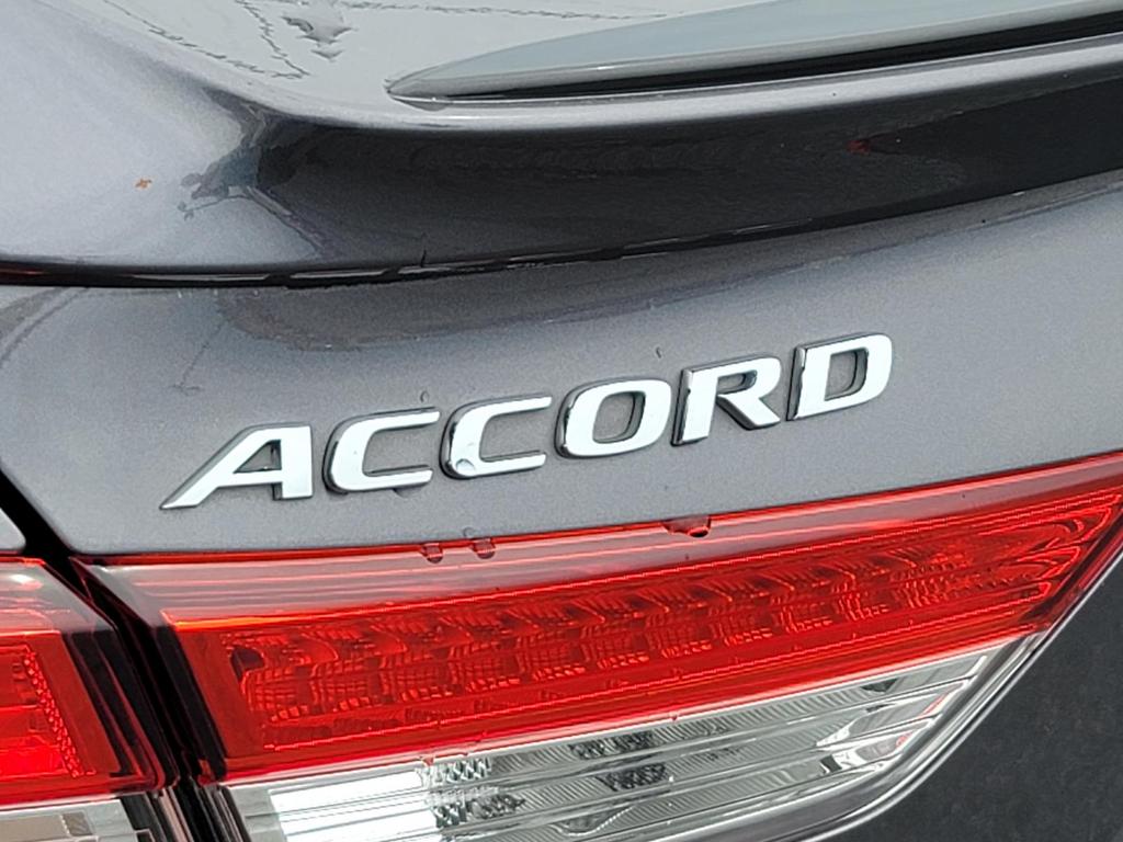 2019 Honda Accord EX-L photo