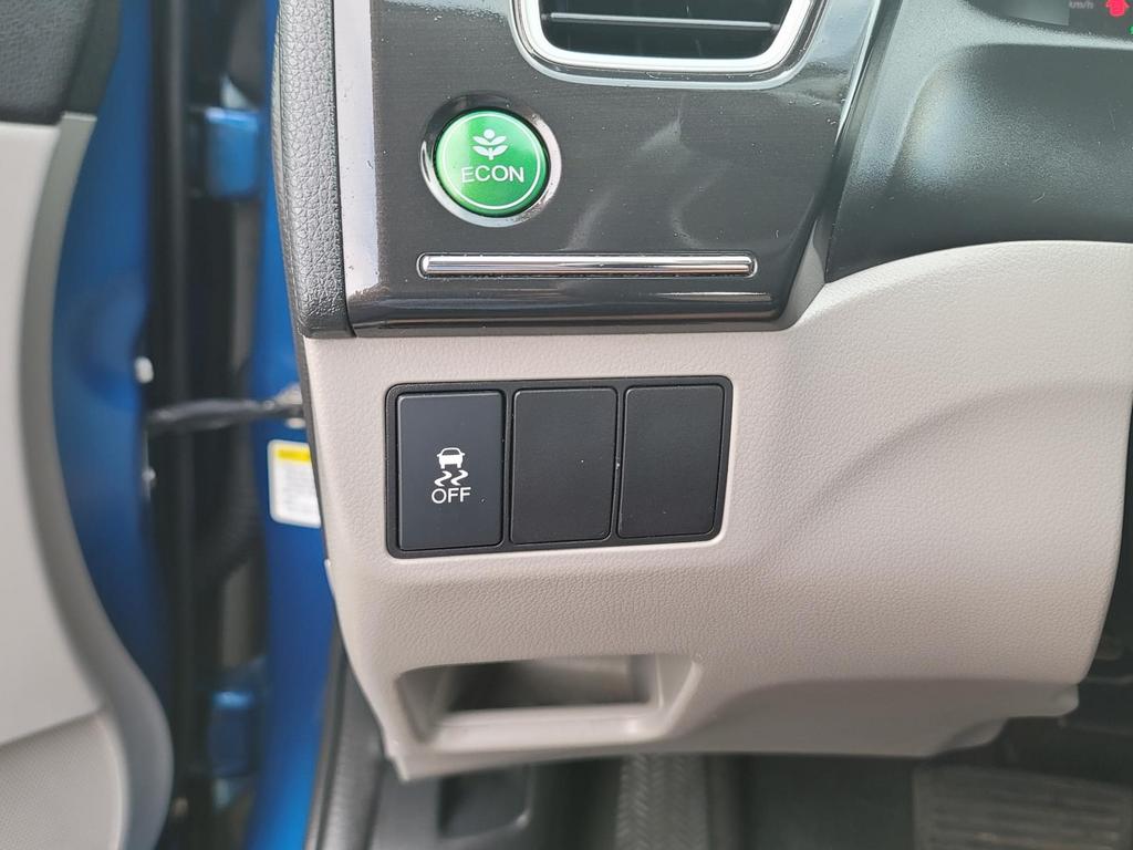 2013 Honda Civic LX photo