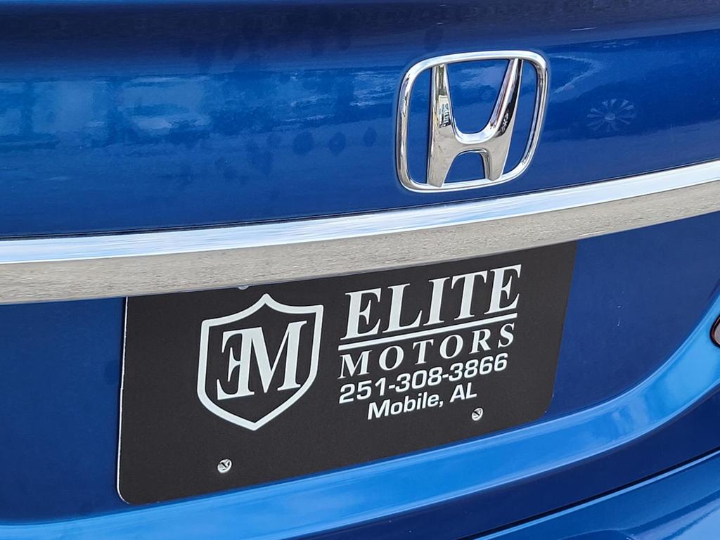 2013 Honda Civic LX photo