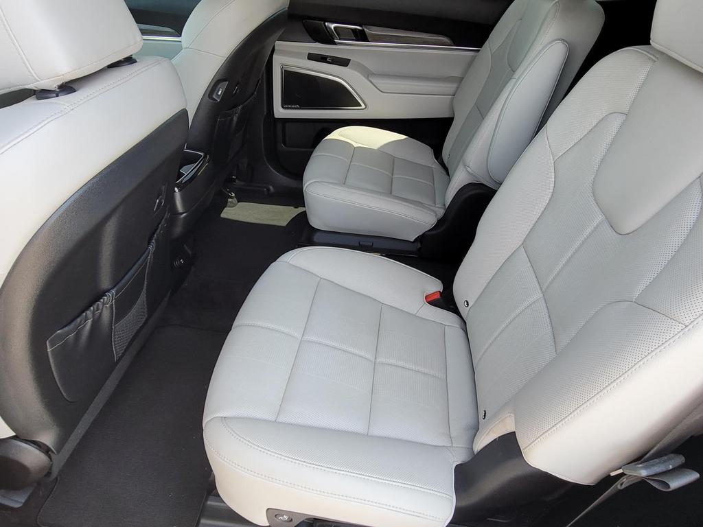 2020 Kia Telluride SX photo
