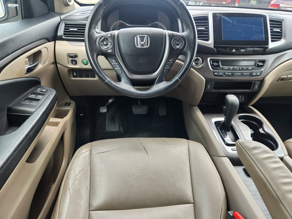 2017 Honda Pilot - $13,995