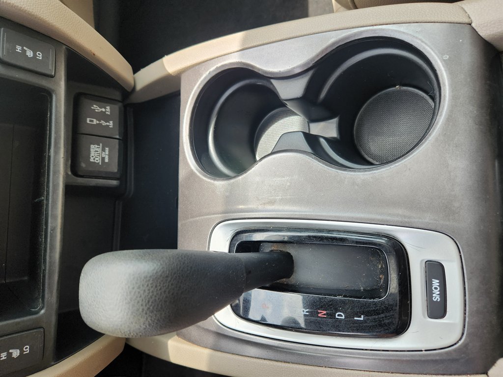 2017 Honda Pilot - $13,995
