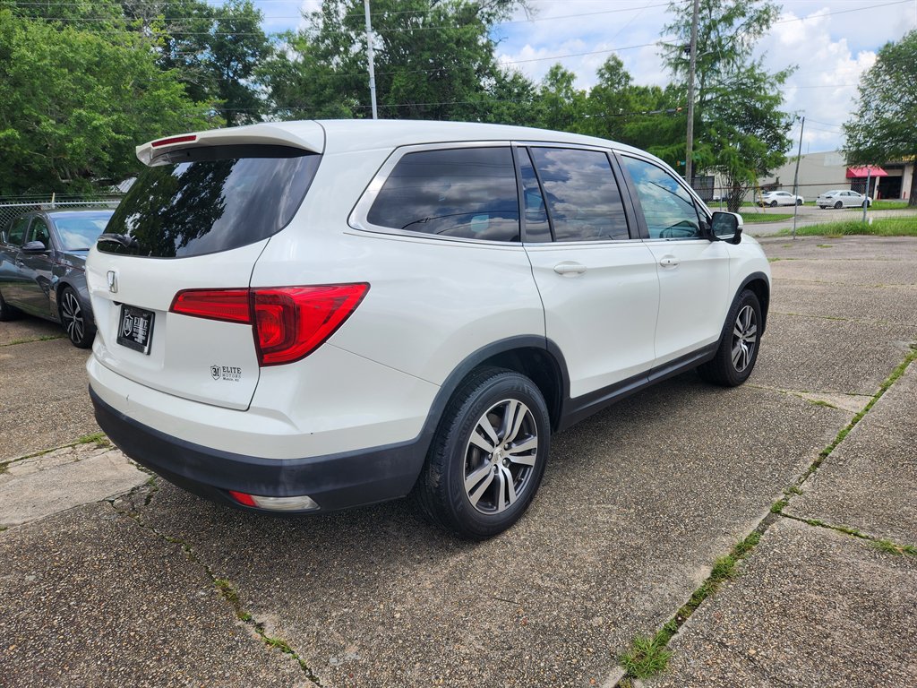 2017 Honda Pilot - $13,995