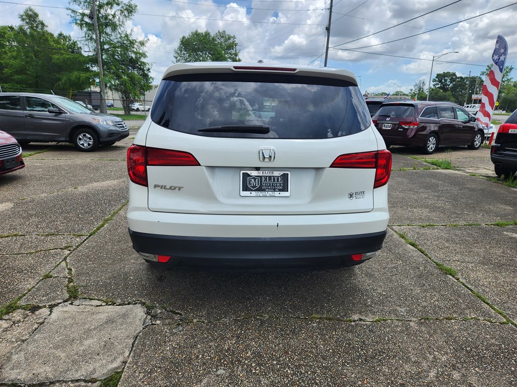 2017 Honda Pilot - $13,995