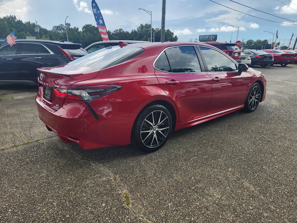 2022 Toyota Camry - $19,995