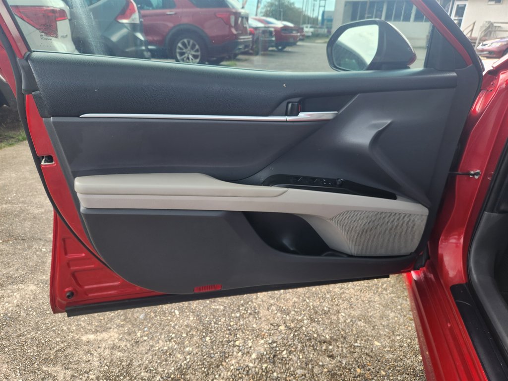2022 Toyota Camry - $19,995