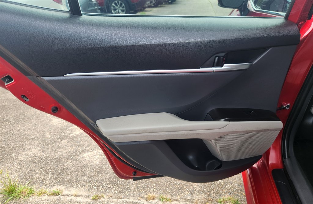 2022 Toyota Camry - $19,995