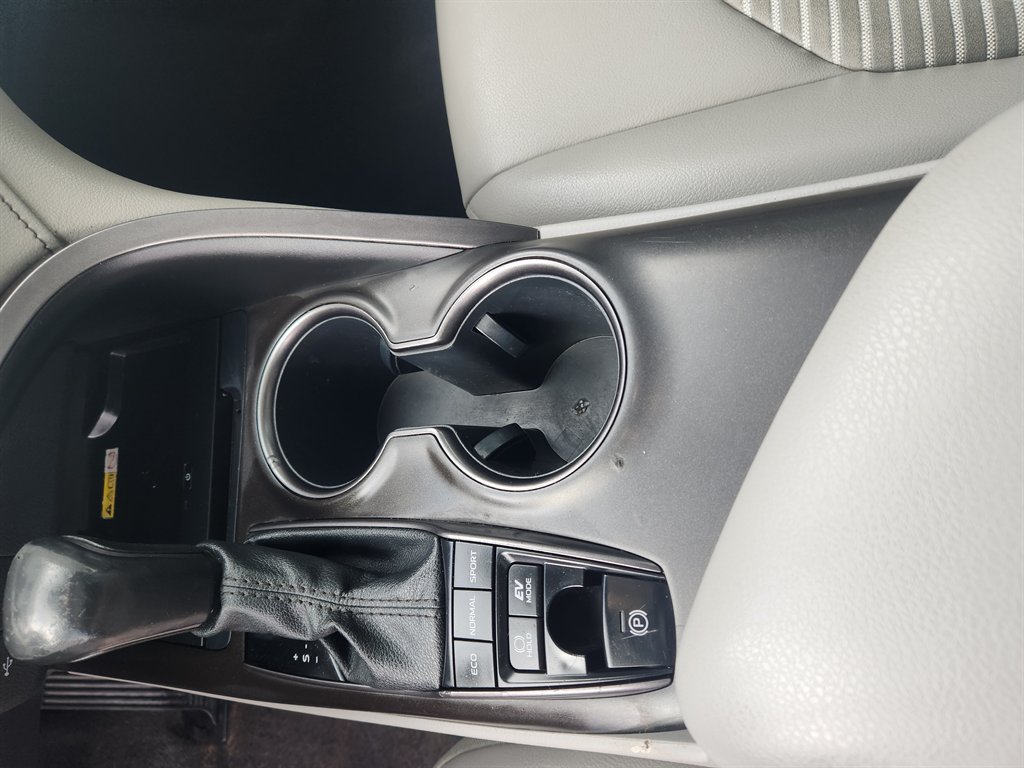 2022 Toyota Camry - $19,995