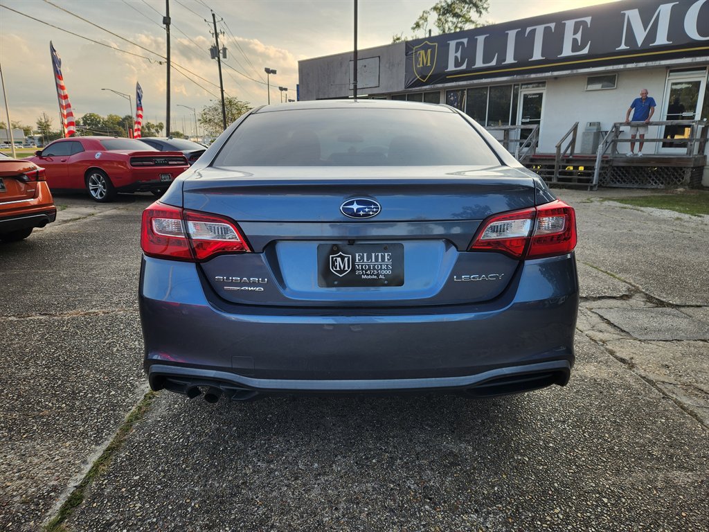 2018 Subaru Legacy - $10,995