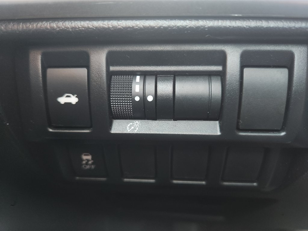 2018 Subaru Legacy - $10,995