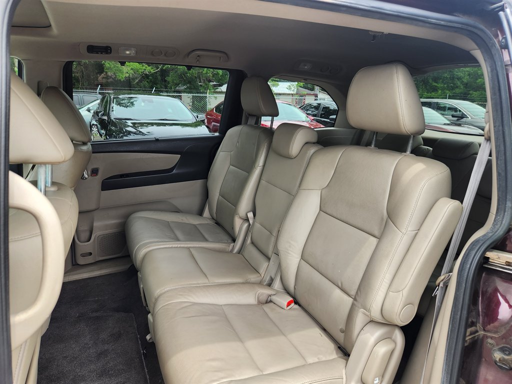 2014 Honda Odyssey - $10,800