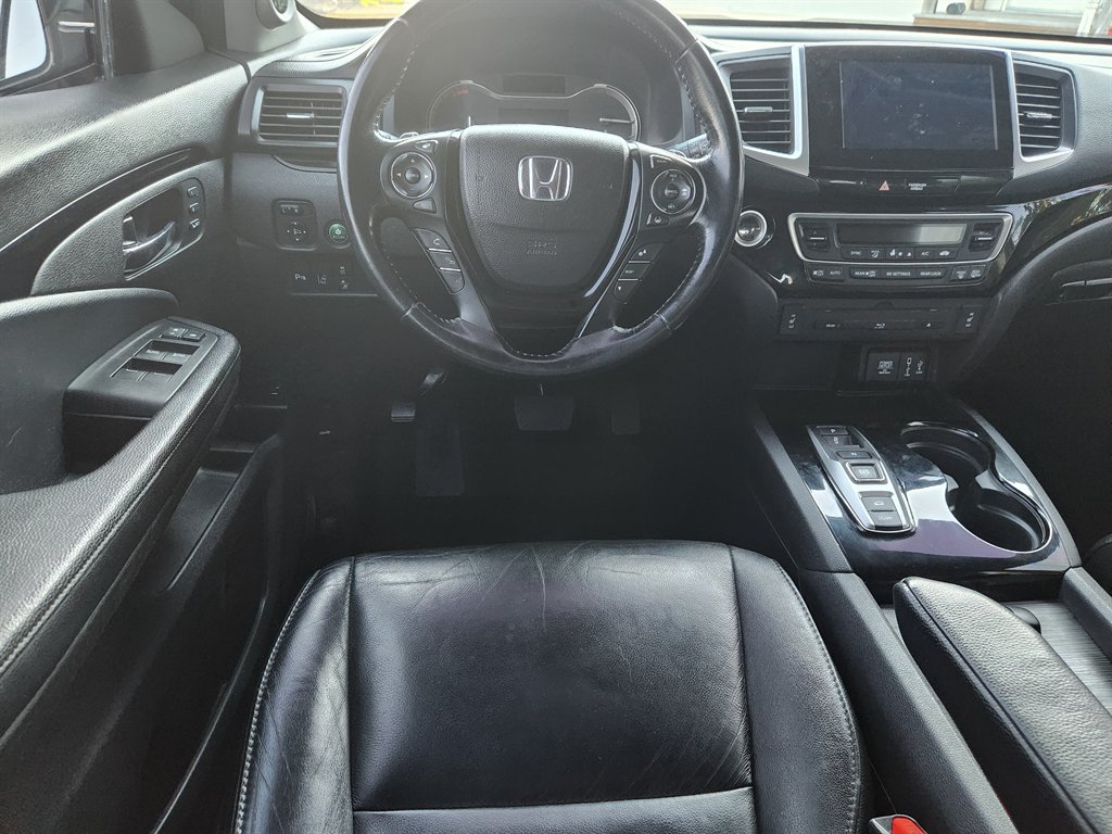 2017 Honda Pilot - $16,995