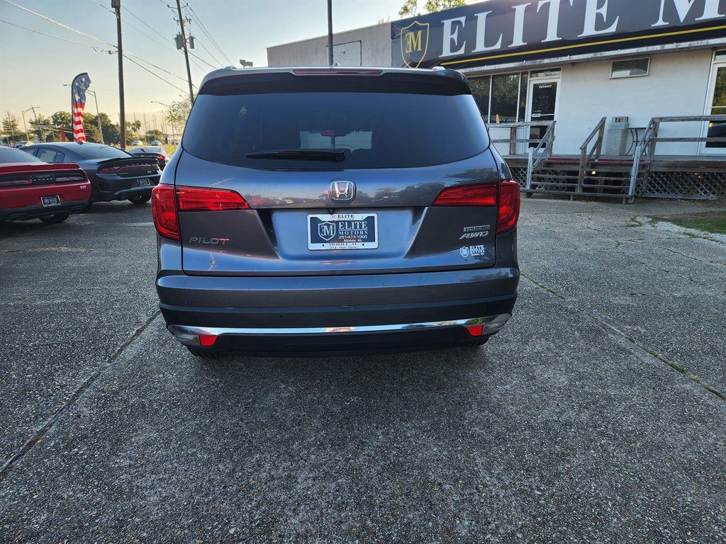 2017 Honda Pilot - $16,995