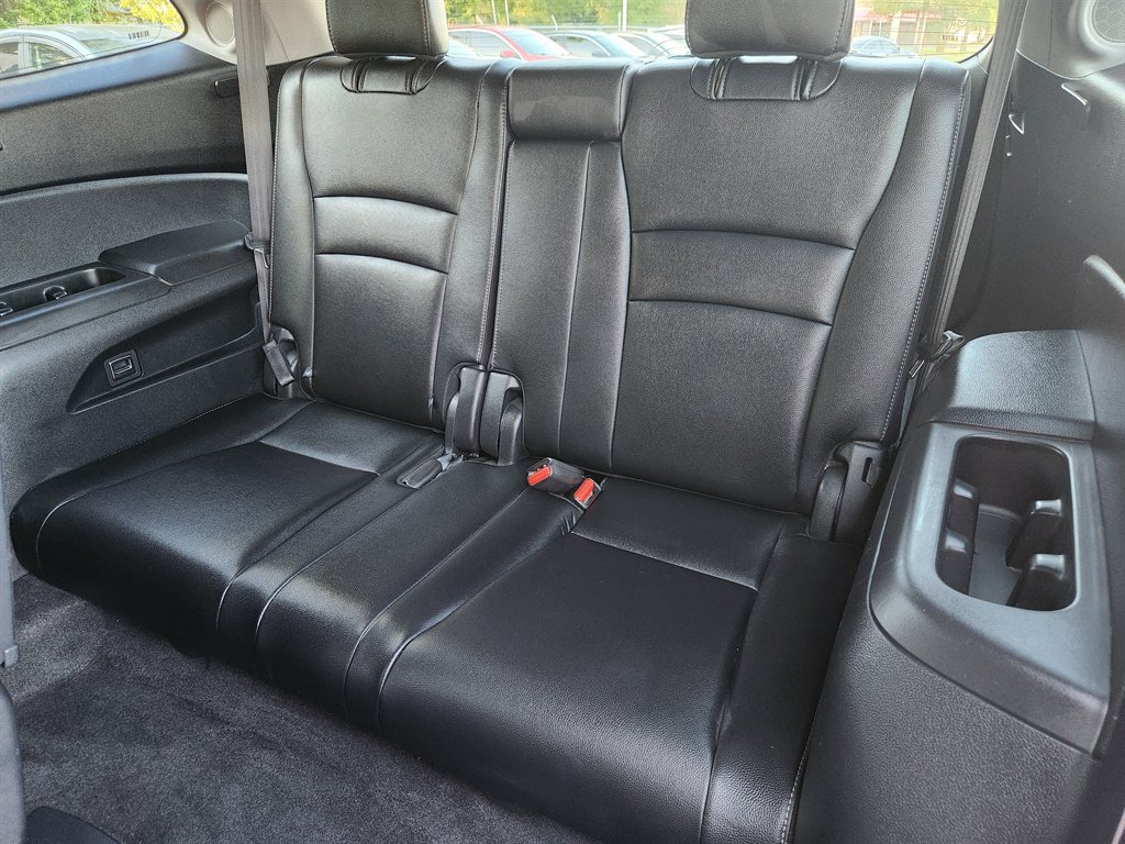 2017 Honda Pilot - $16,995